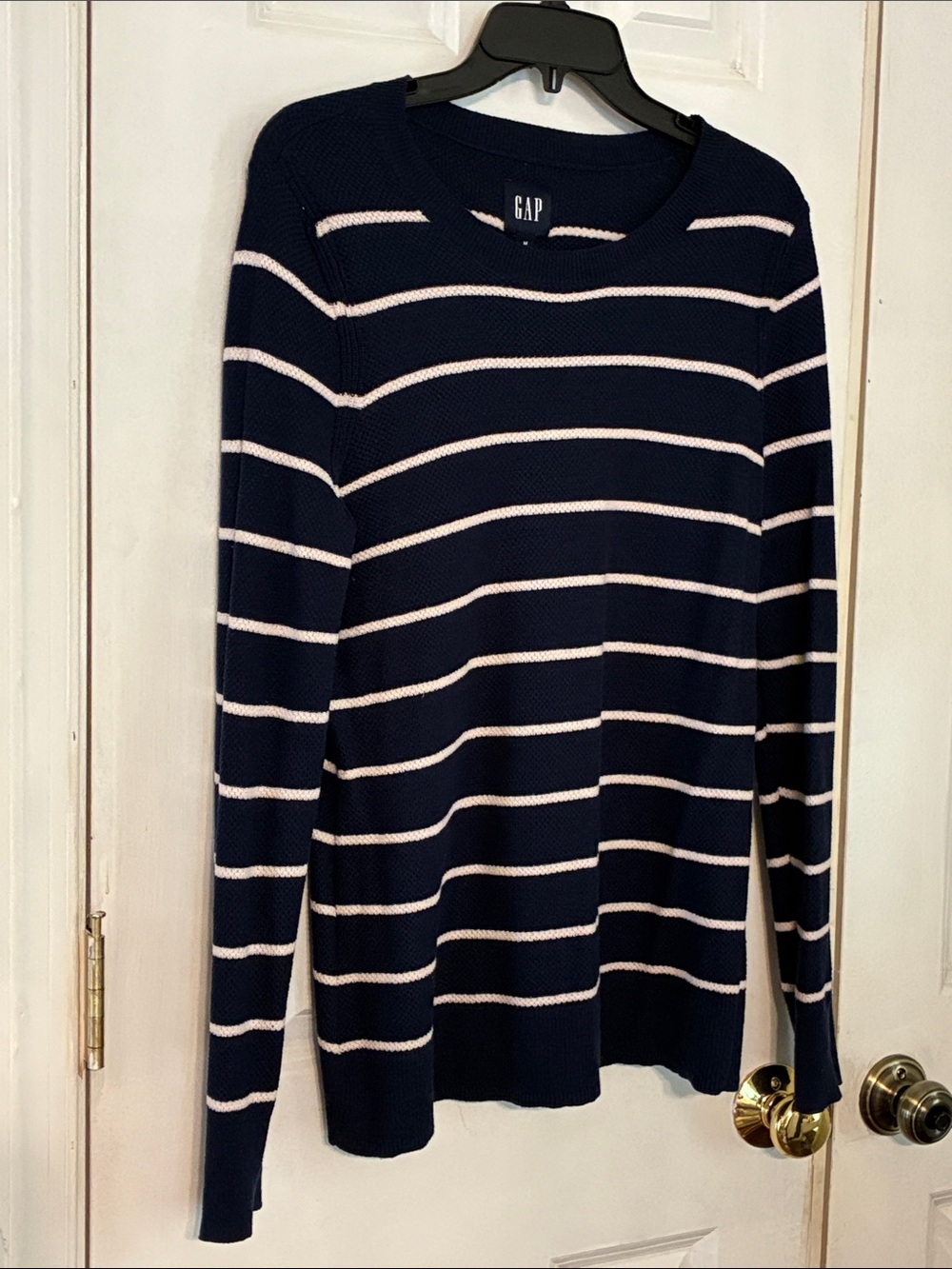 GAP Navy Blue and Light Pink Striped Crewneck Sweater